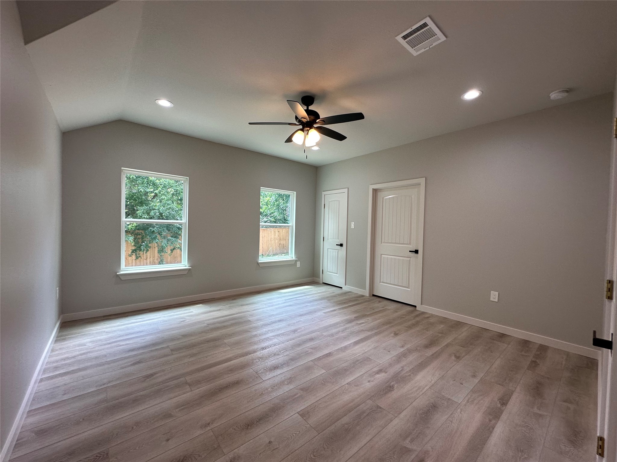 317 N Clark Street Comanche TX 76442