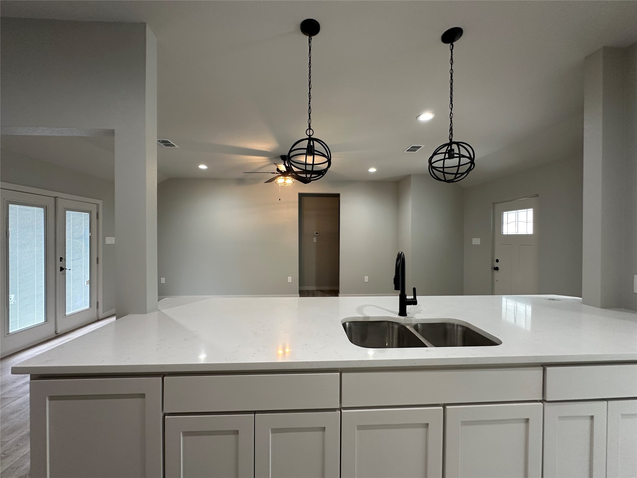 317 N Clark Street Comanche TX 76442