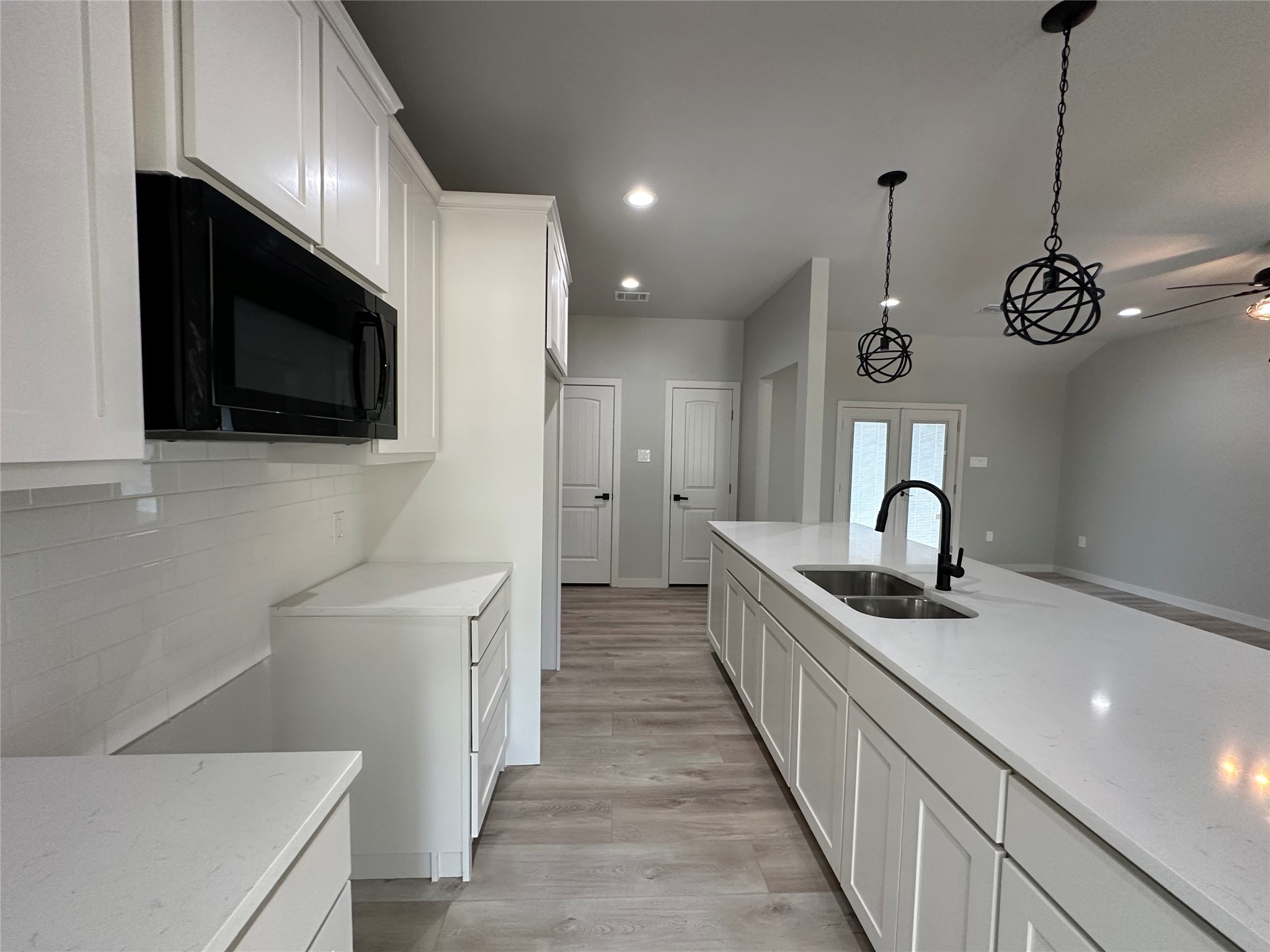 317 N Clark Street Comanche TX 76442