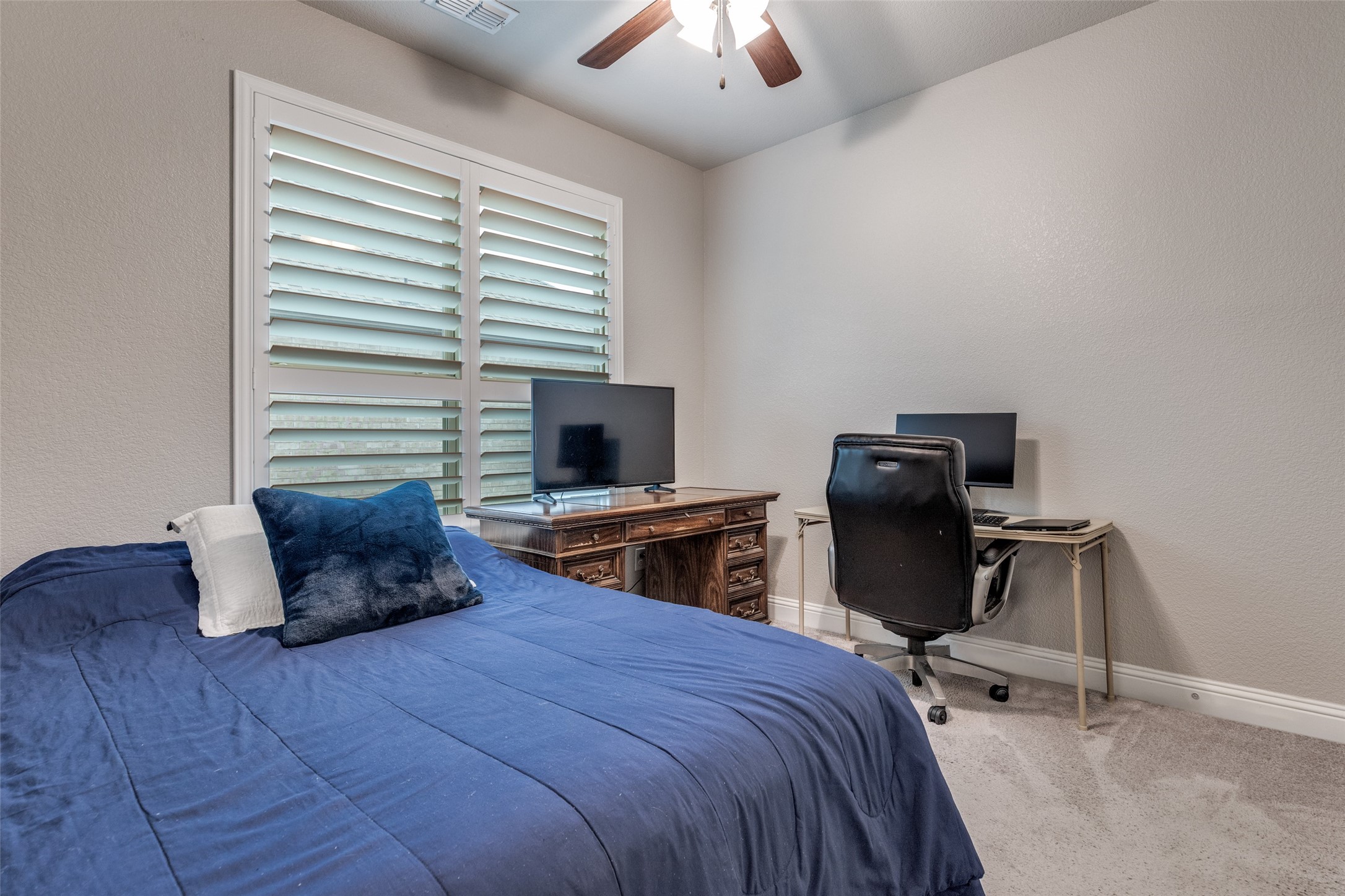 2800 Lakeside Drive Aubrey TX 76227