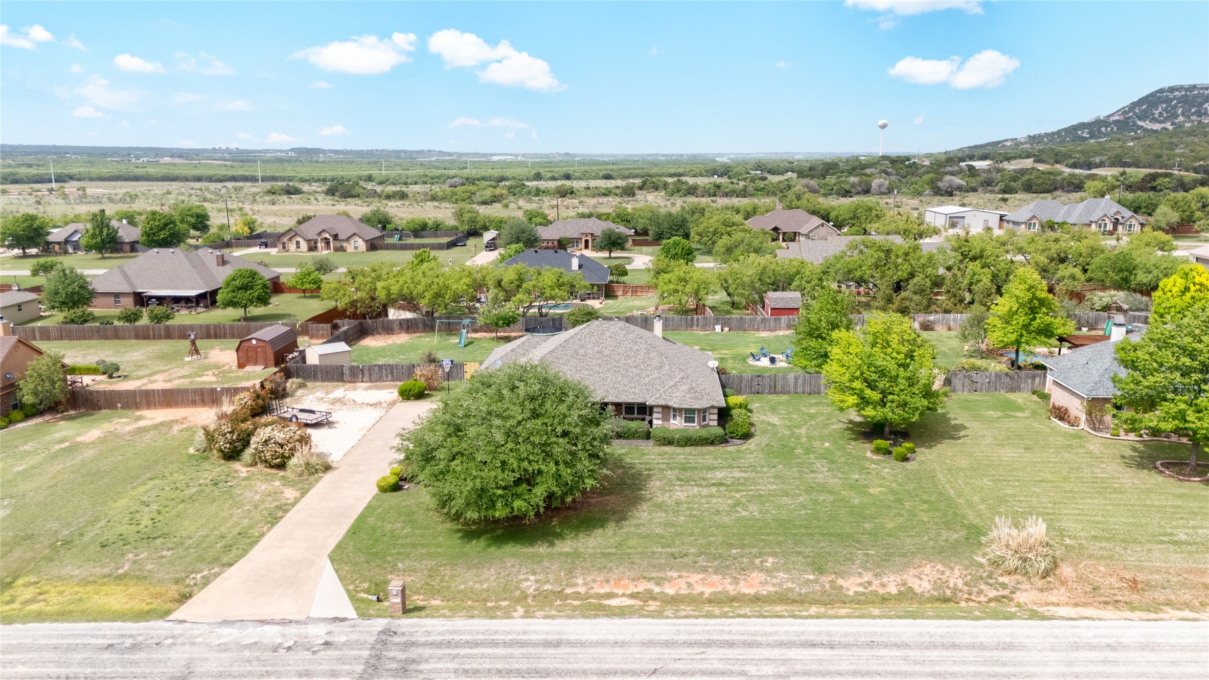 118 Divide Avenue Tuscola TX 79562