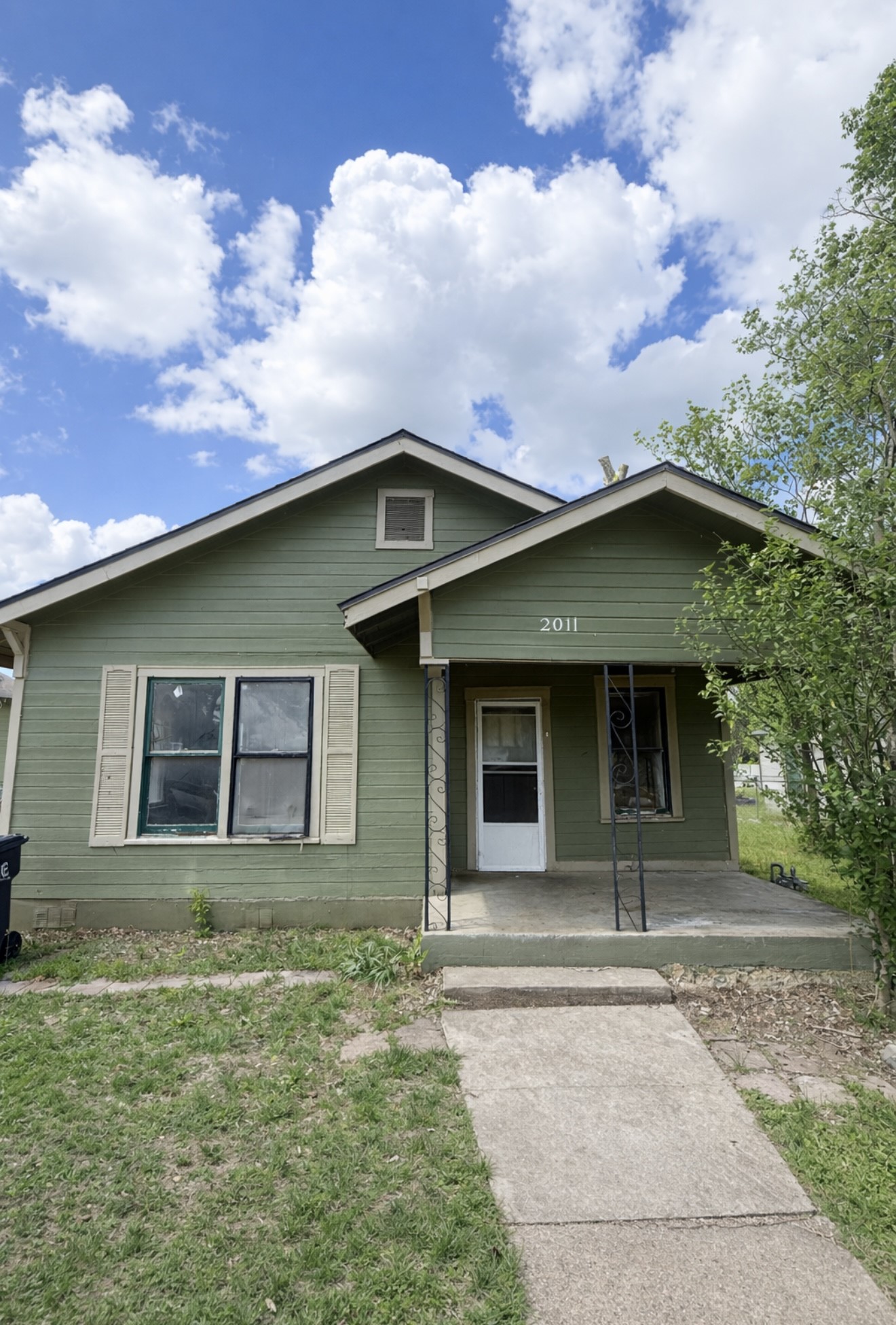2011 Pine Avenue Waco TX 76708