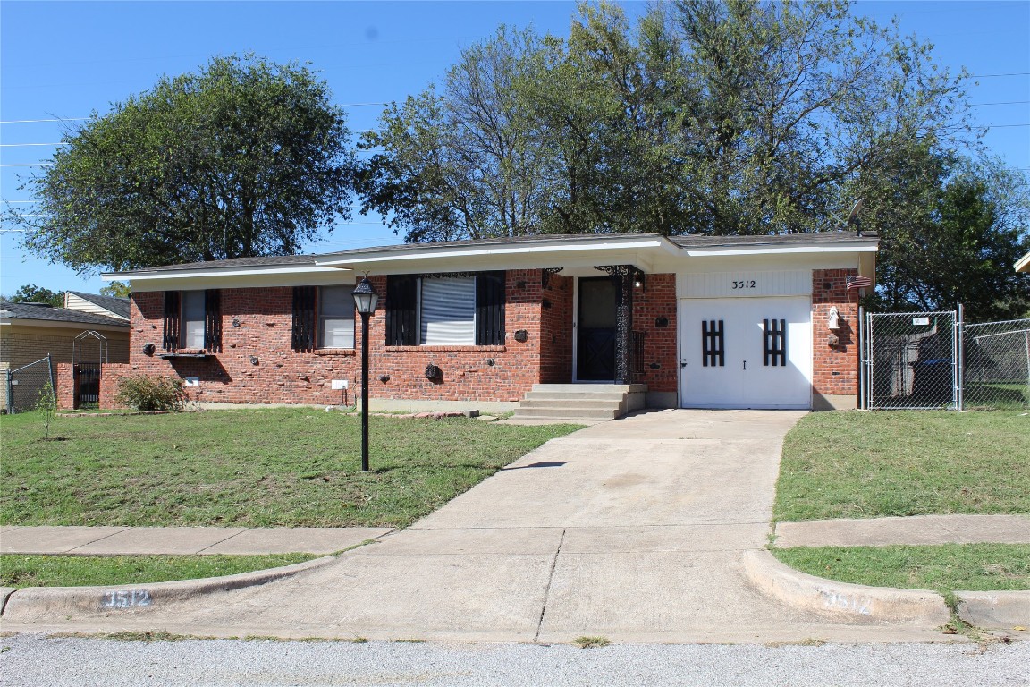 3512 Valencia Court Fort Worth TX 76116