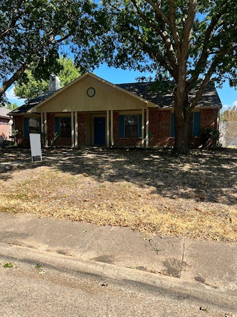 1037 Whitewater Trail Desoto TX 75115