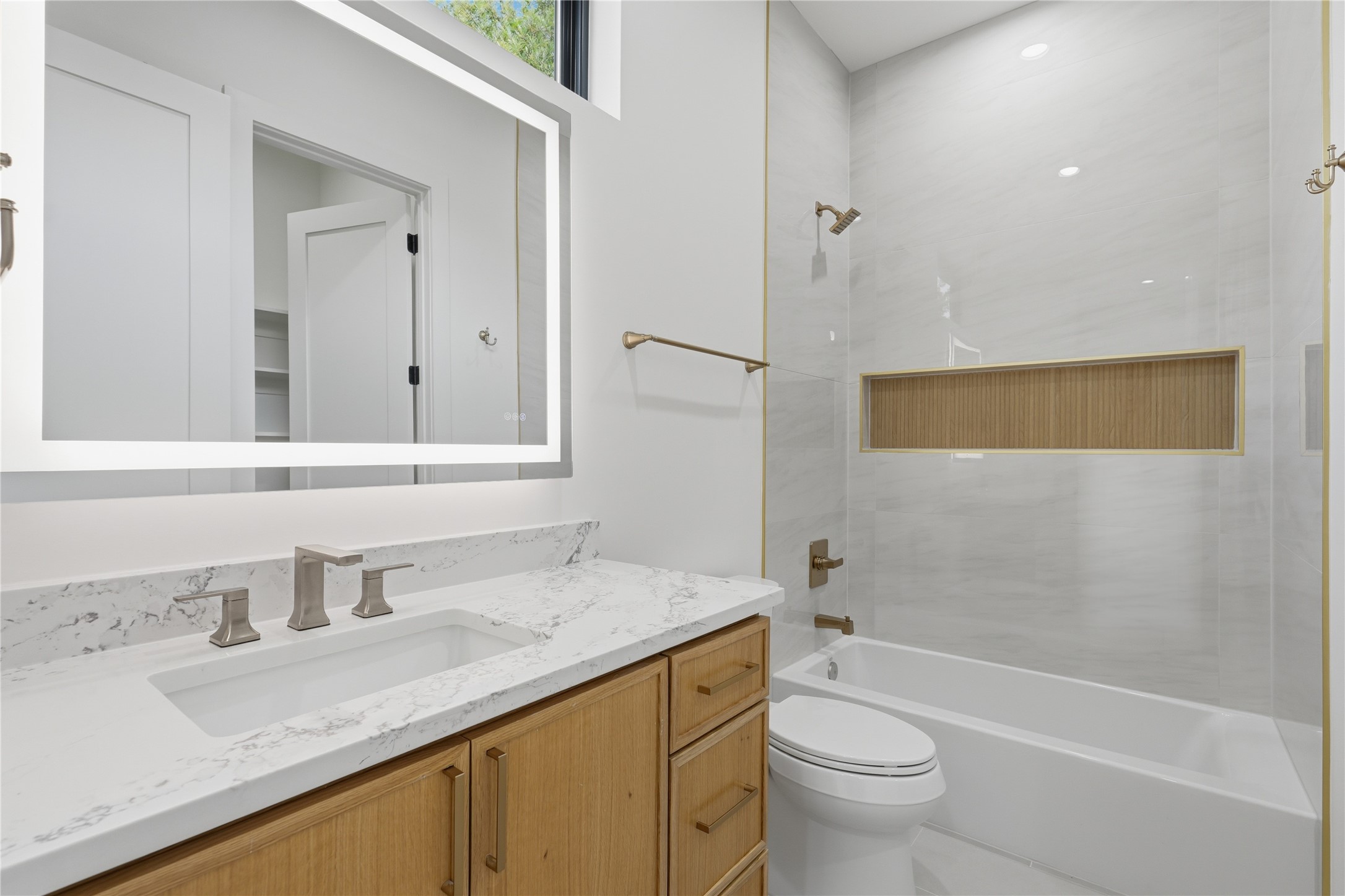 6038 Prospect Avenue Dallas TX 75206