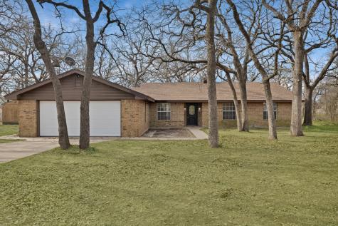 1003 W Sherman Street Chico TX 76431