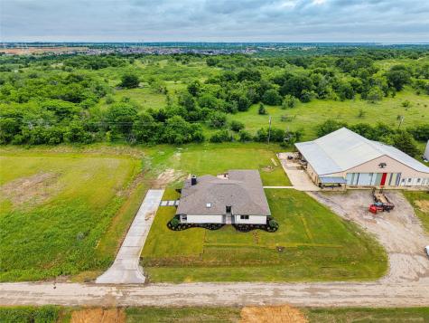 5463 Kelly Drive Roanoke TX 76262