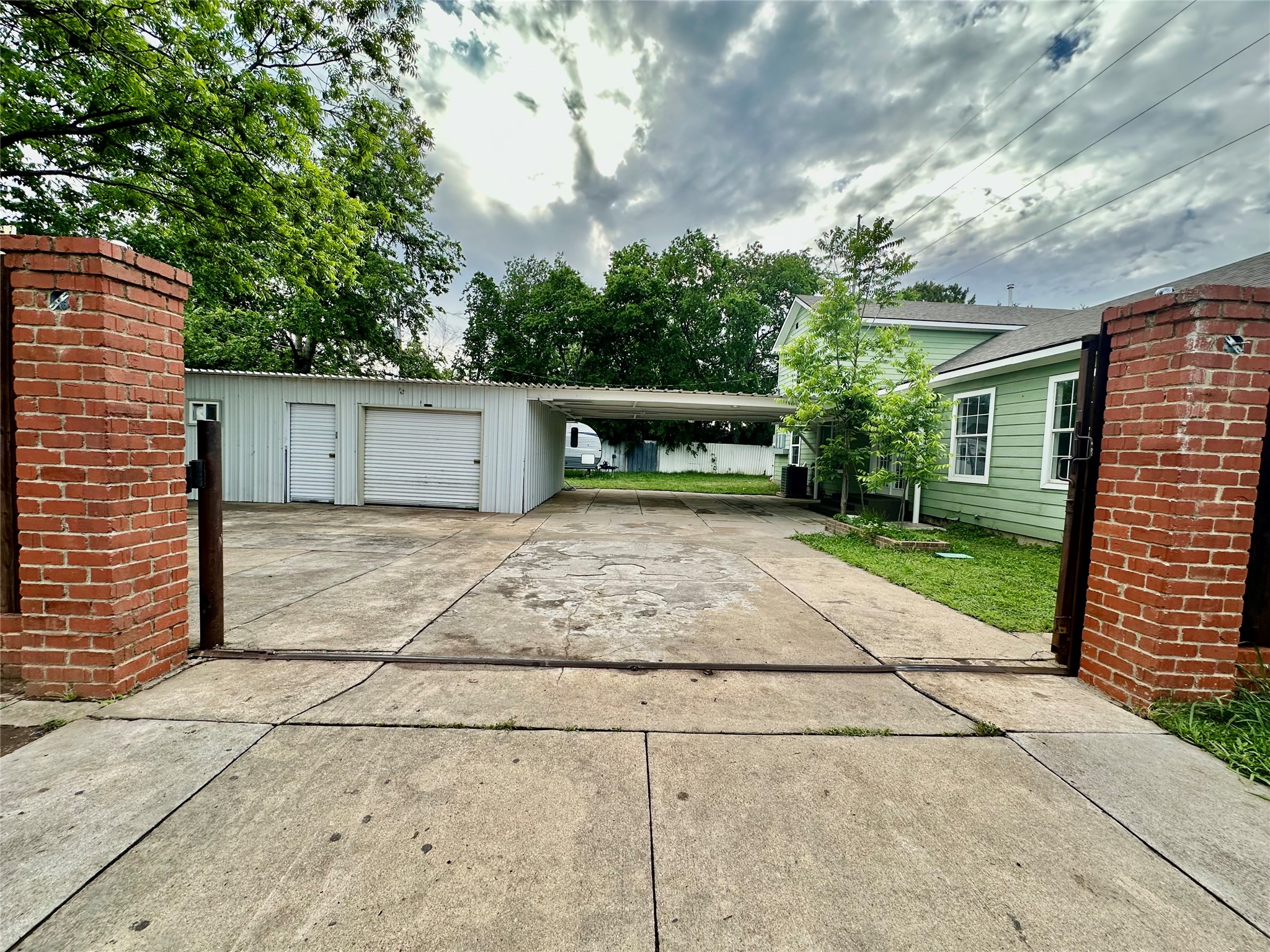 3642 Ada Avenue Fort Worth TX 76105
