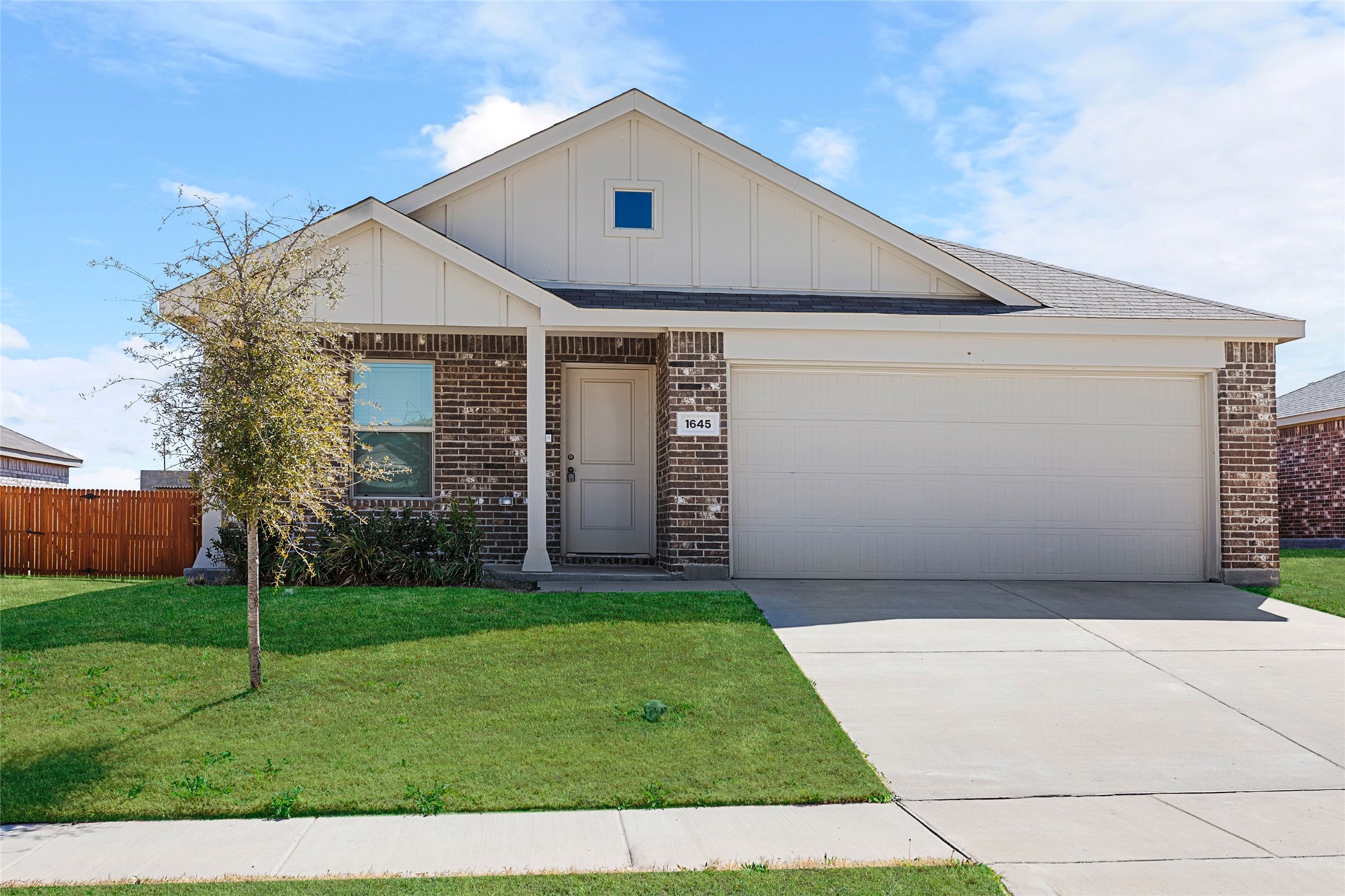 1645 Woodbrook Lane Hutchins TX 75141