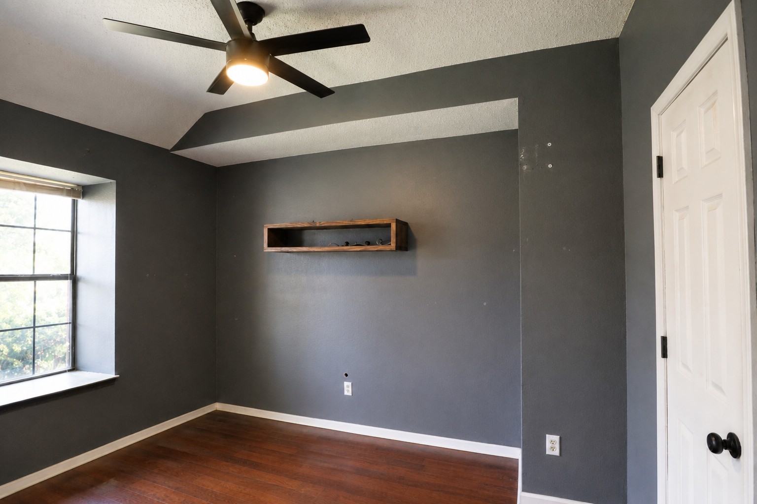 2222 Country Hollow Lane Garland TX 75040