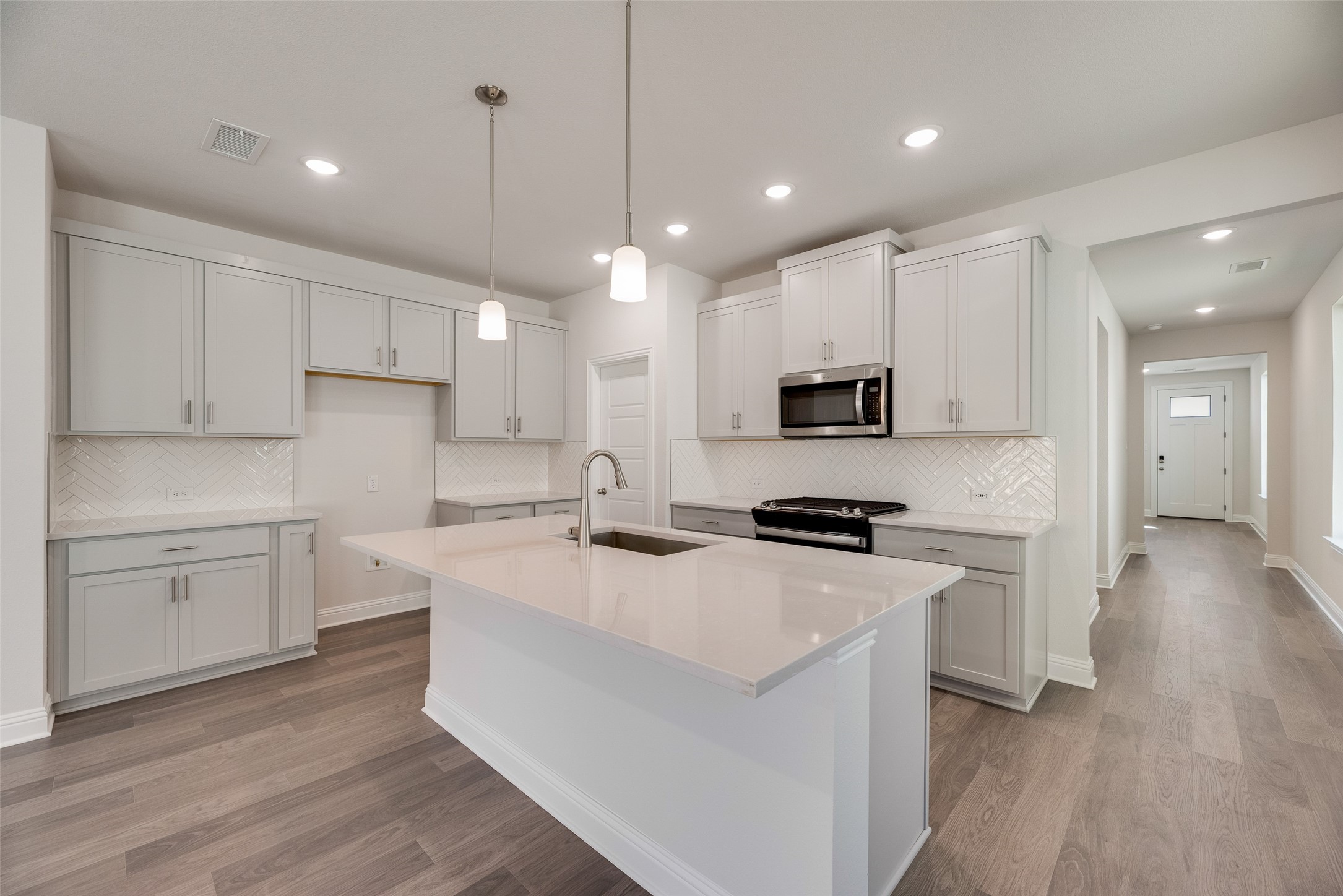1707 Sandy Pond Street Forney TX 75126