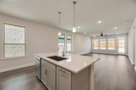 1707 Sandy Pond Street Forney TX 75126