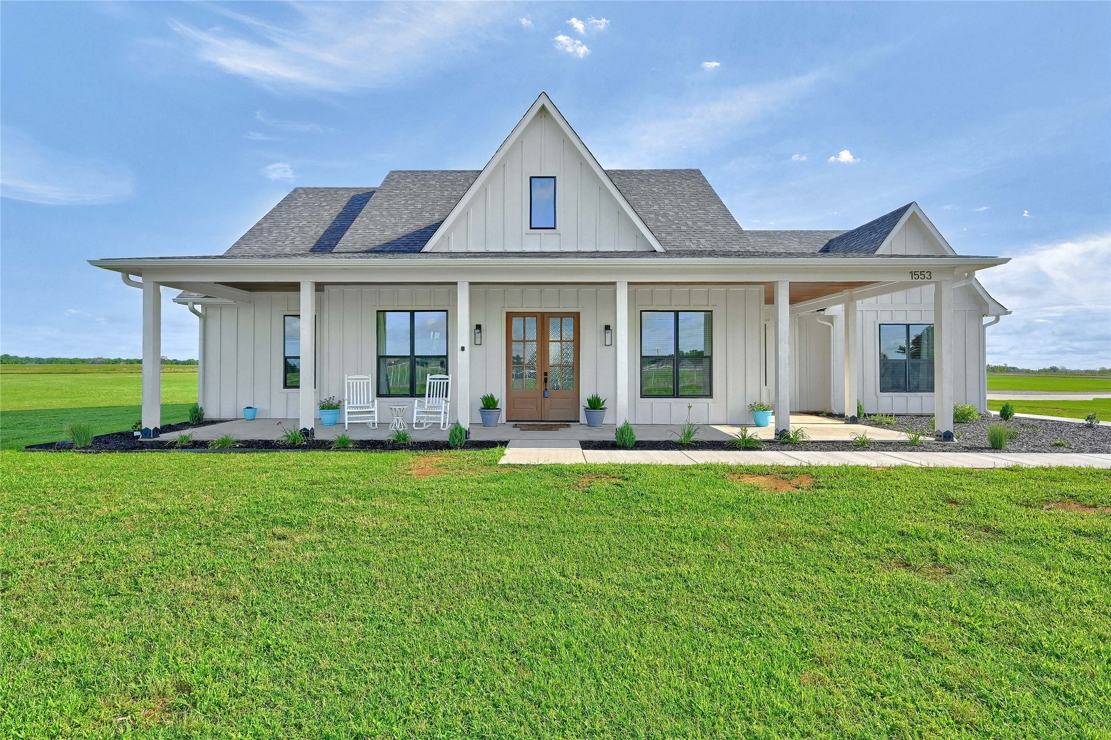 1553 South Road Whitesboro TX 76273