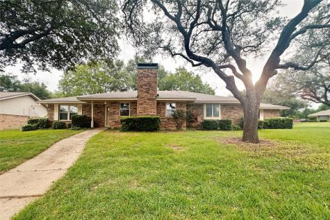 246 SW Rand Drive Burleson TX 76028