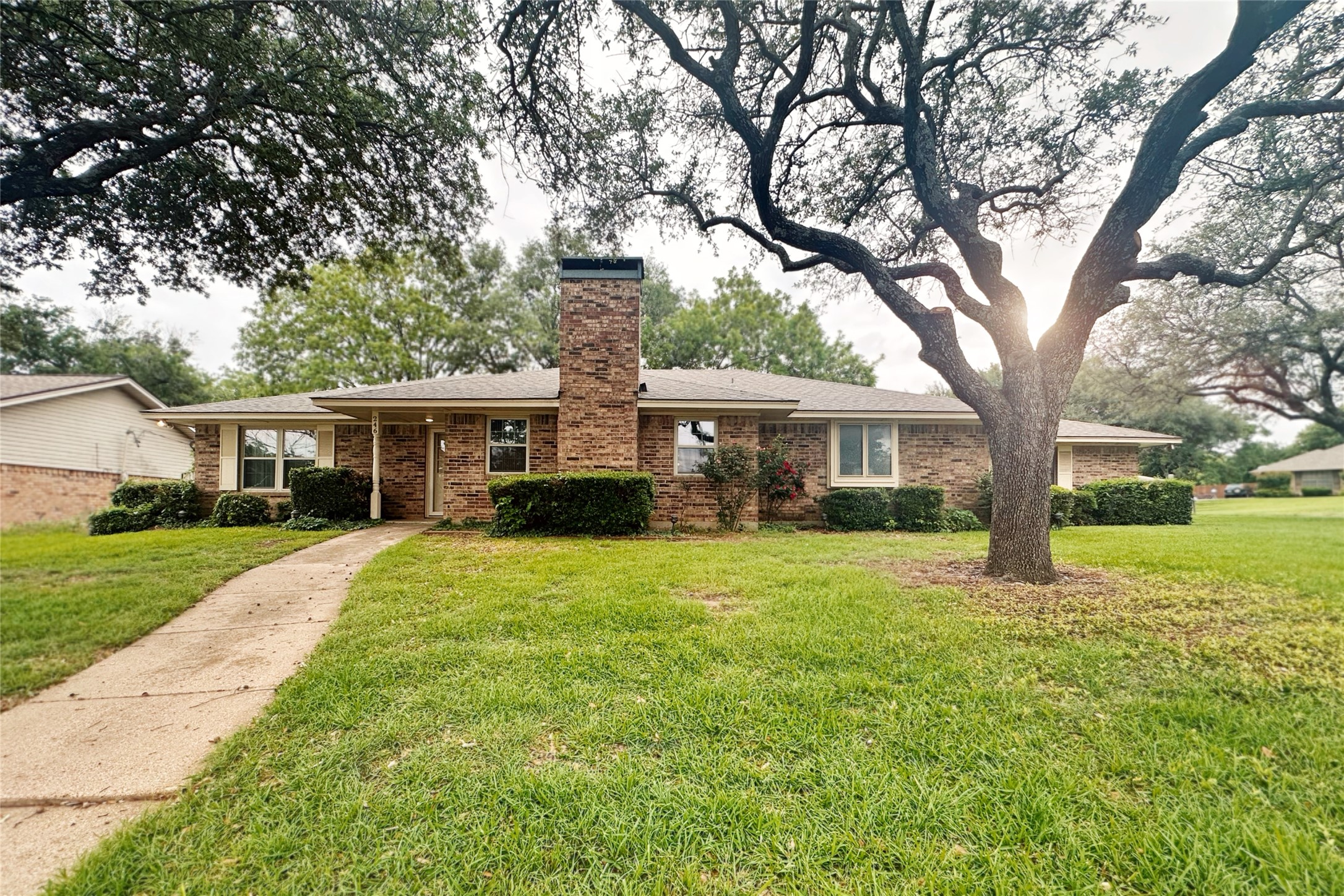 246 SW Rand Drive Burleson TX 76028
