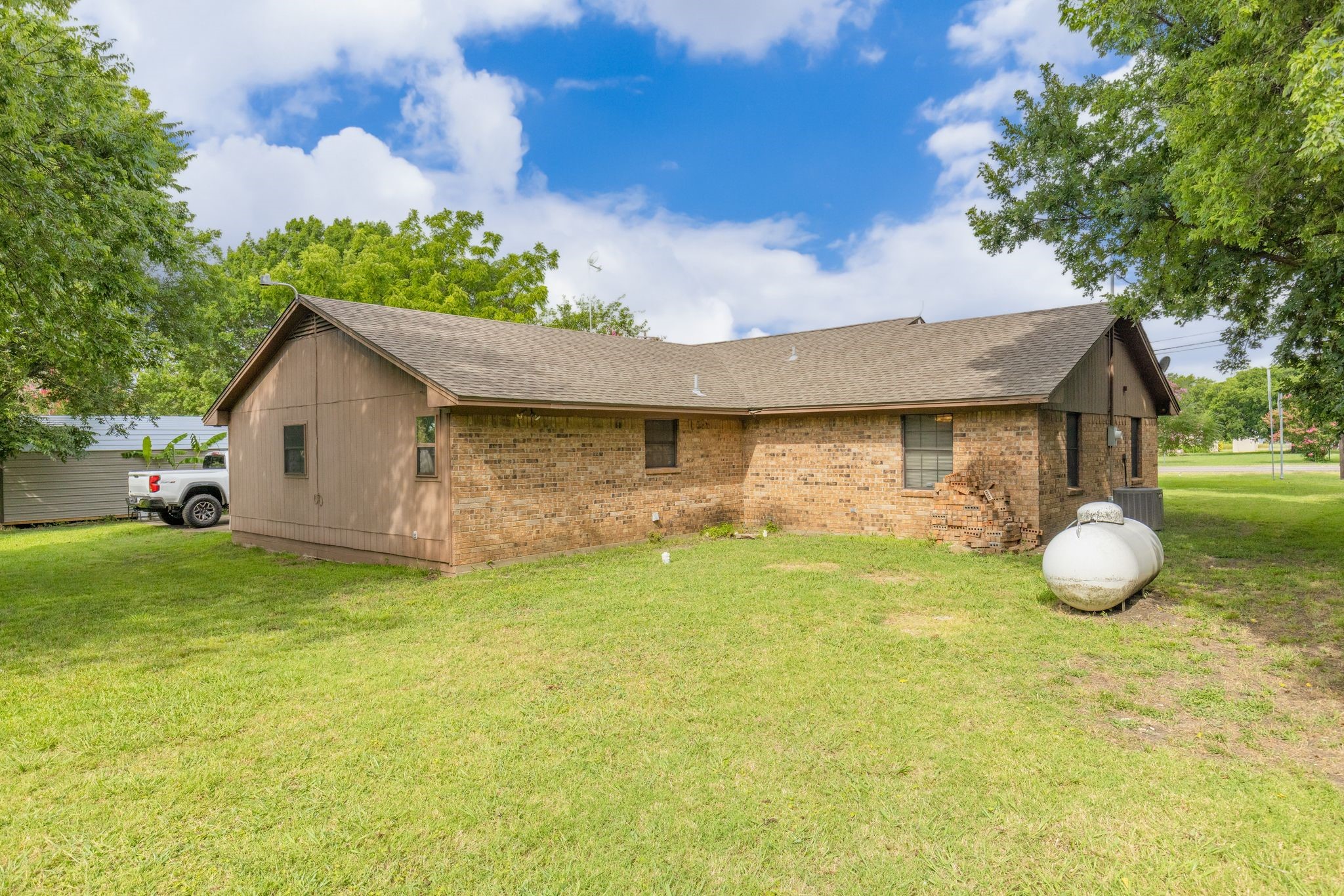 206 N Main Street Bailey TX 75413