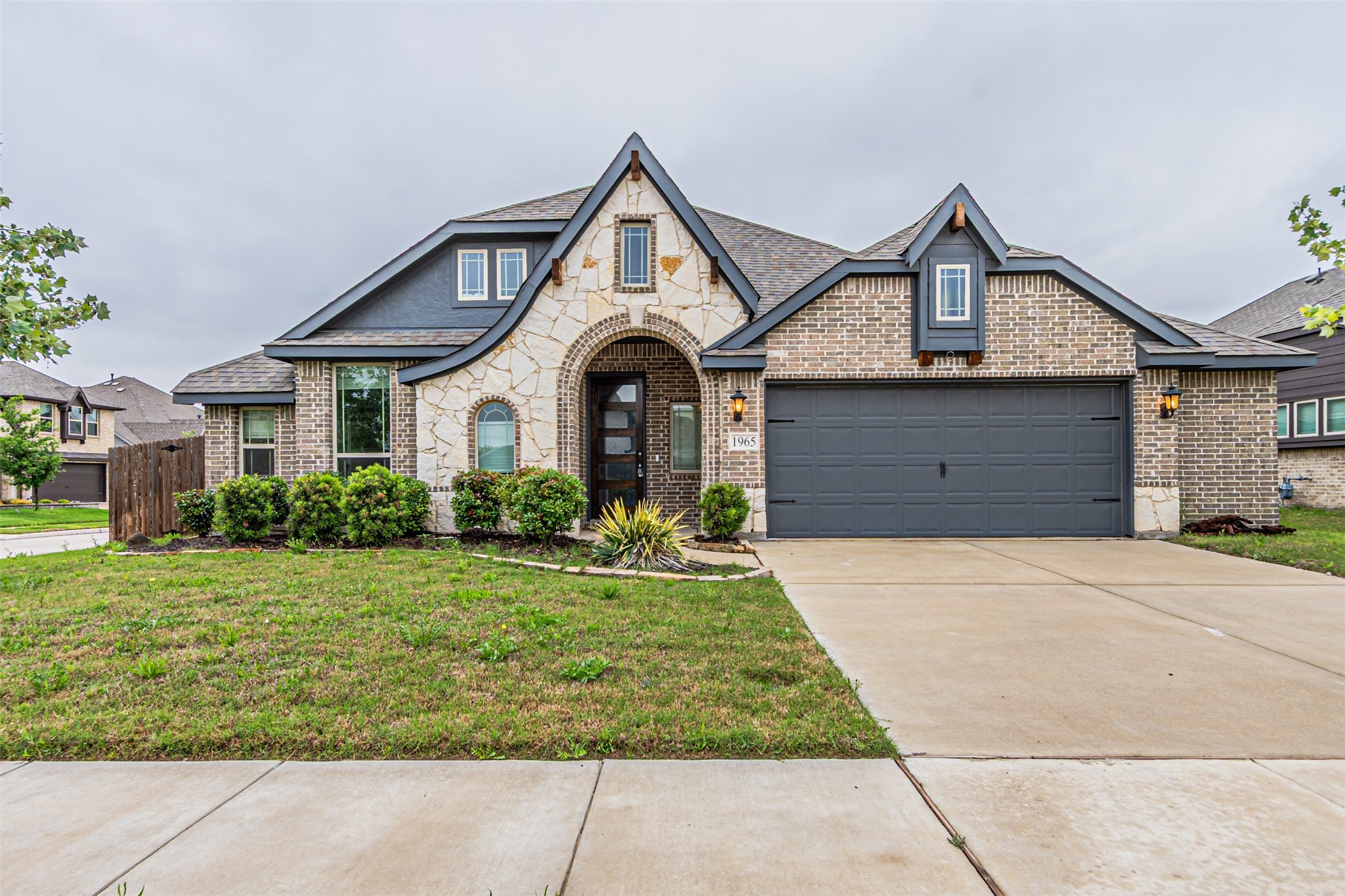 1965 Silverleaf Drive Glenn Heights TX 75154