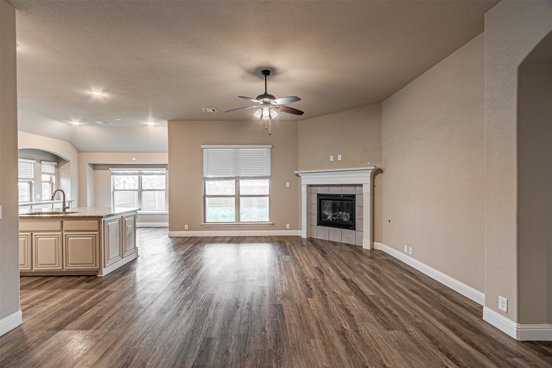 1965 Silverleaf Drive Glenn Heights TX 75154