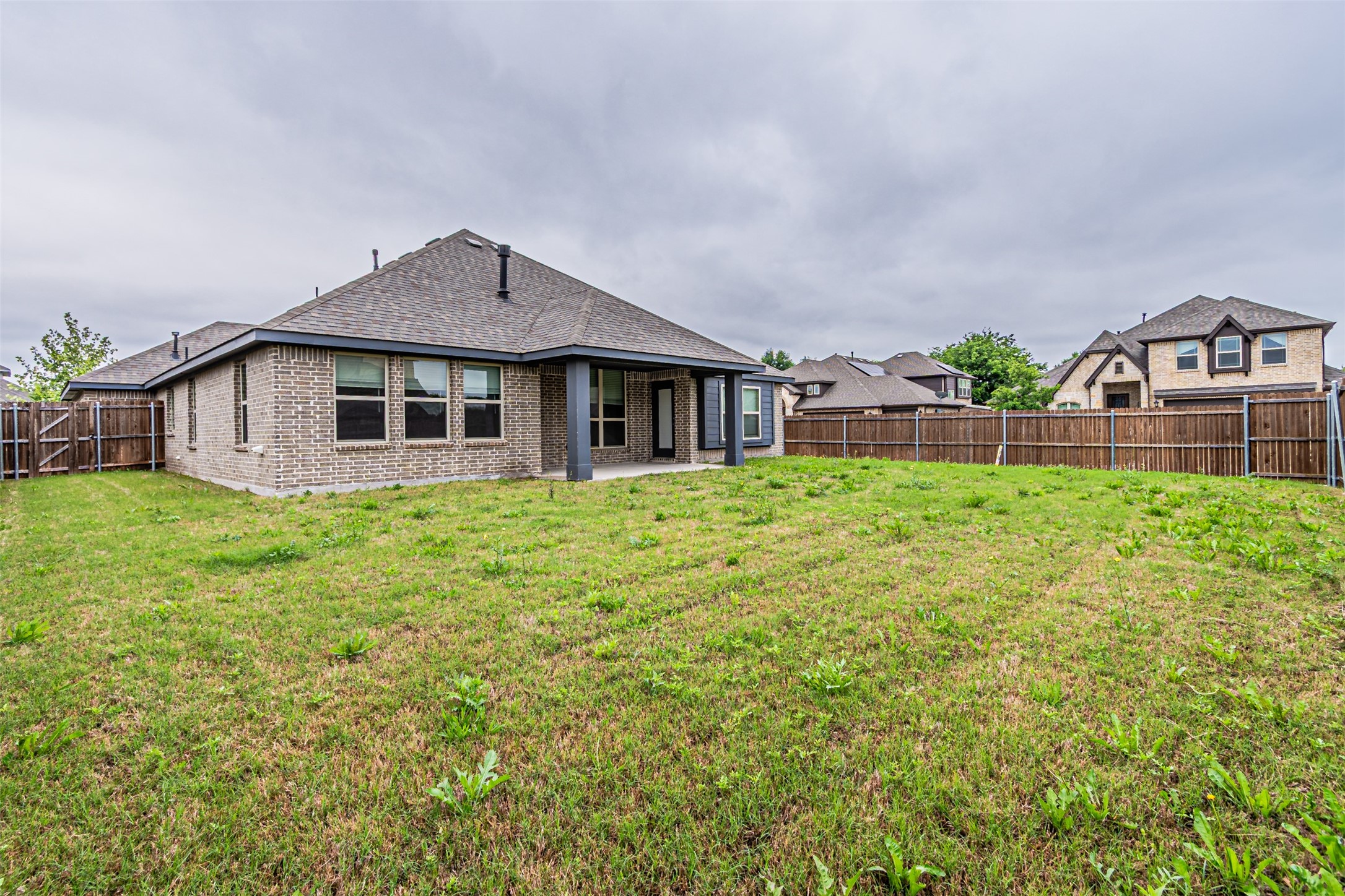 1965 Silverleaf Drive Glenn Heights TX 75154