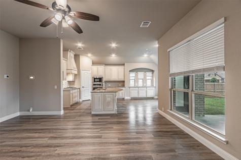 1965 Silverleaf Drive Glenn Heights TX 75154