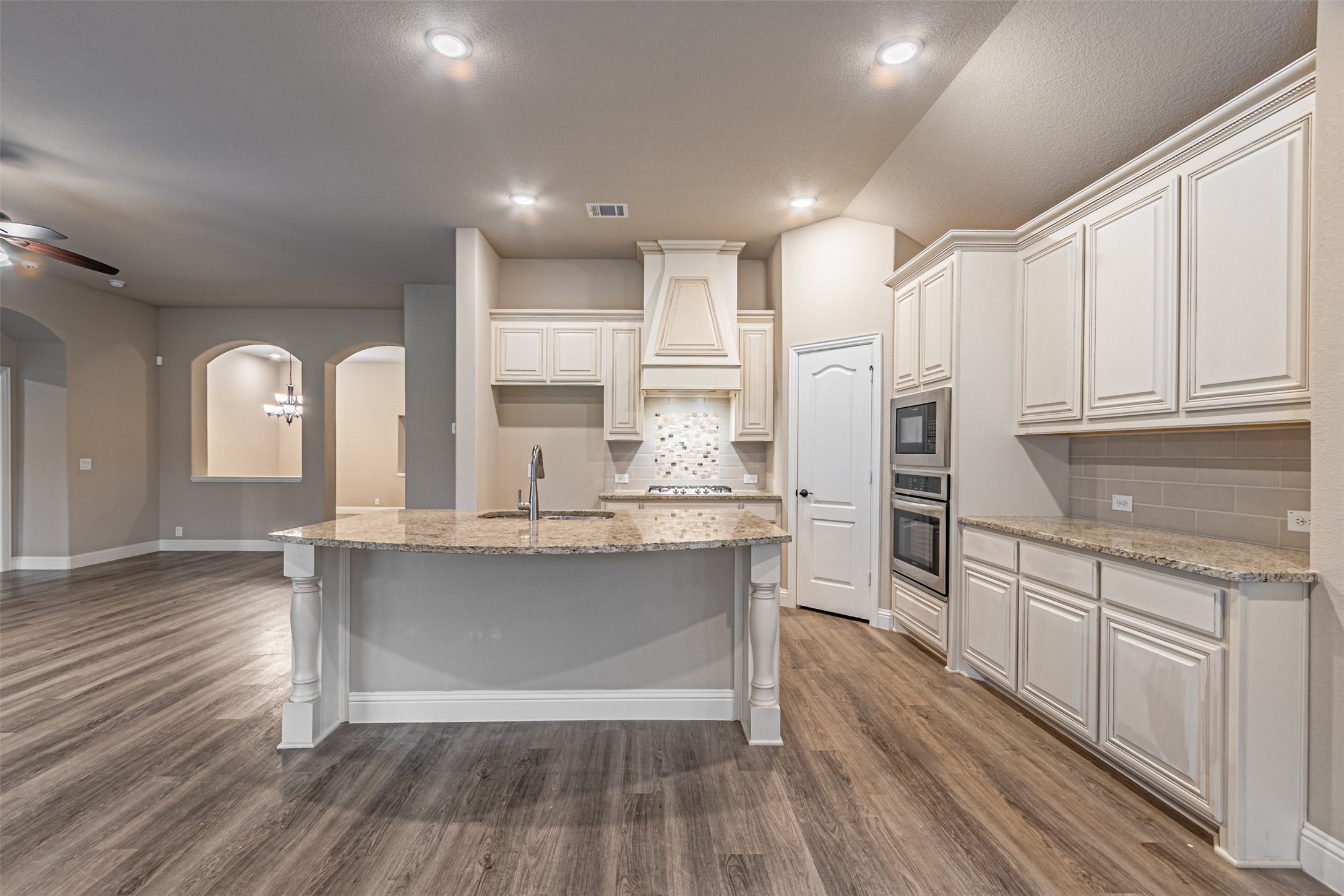 1965 Silverleaf Drive Glenn Heights TX 75154