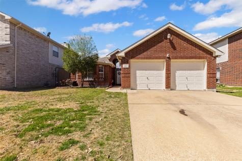 1811 Creekpark Trail Arlington TX 76018