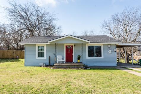 112 W Oconnell Street Howe TX 75459