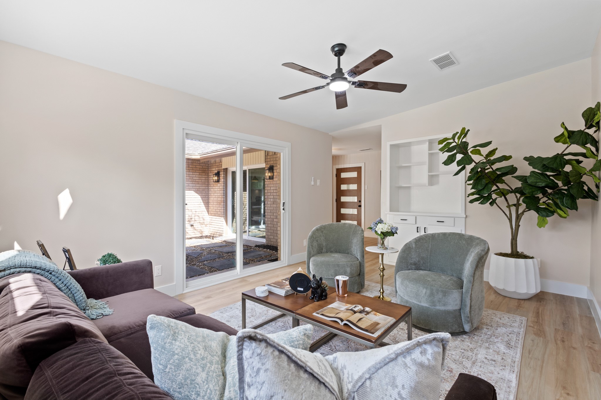 10528 Swallow Lane Dallas TX 75218