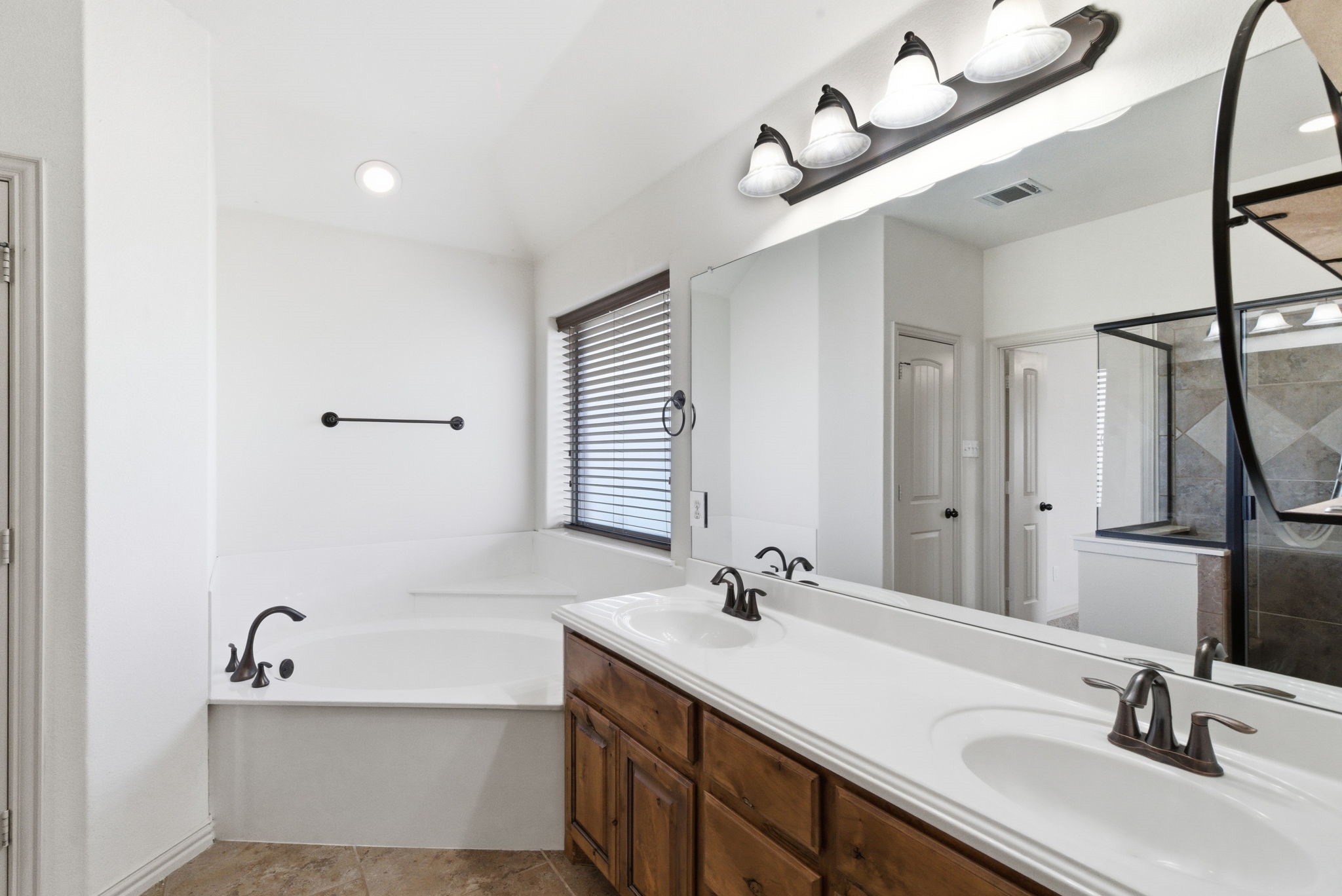 119 Cooperstown Drive Springtown TX 76082