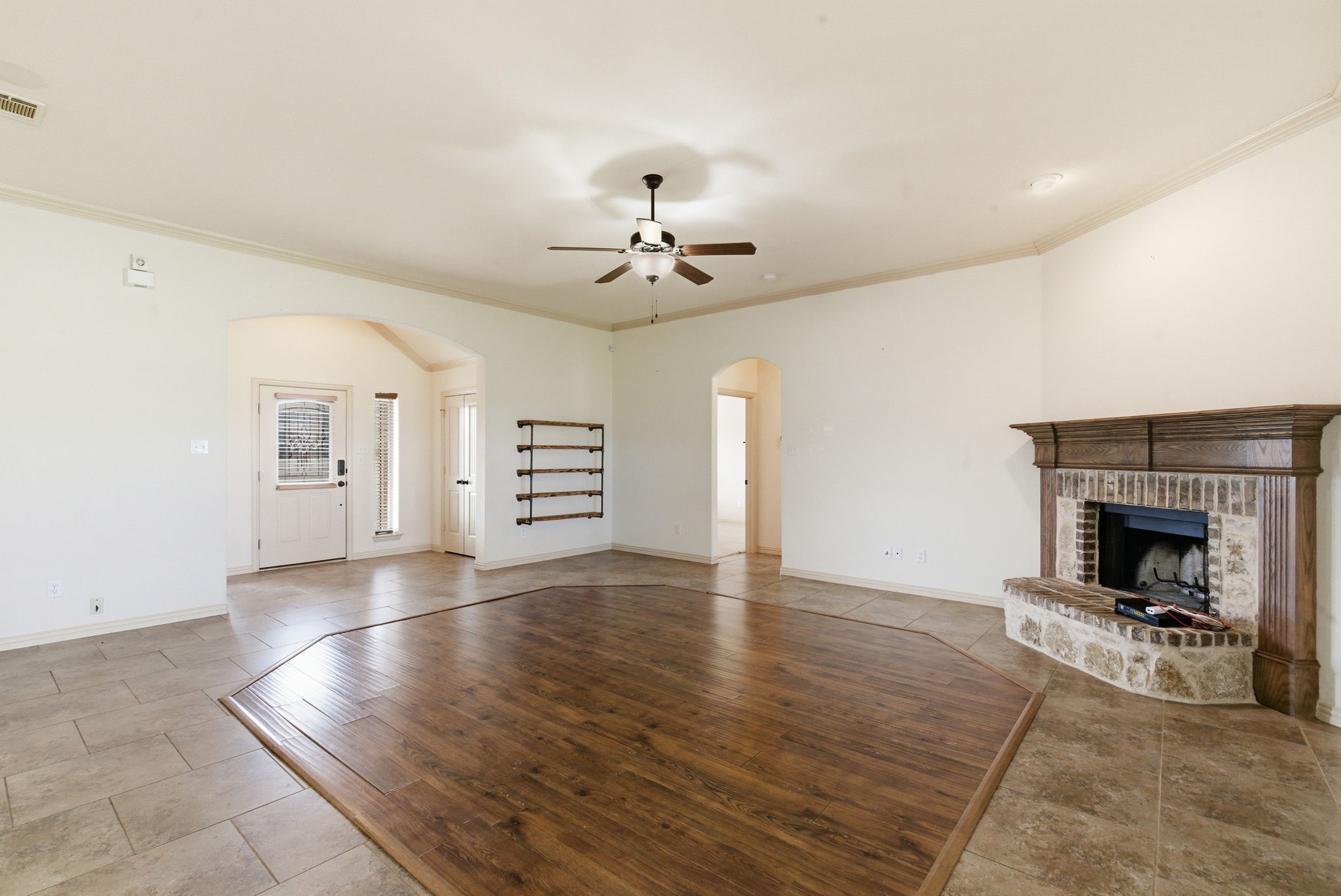 119 Cooperstown Drive Springtown TX 76082