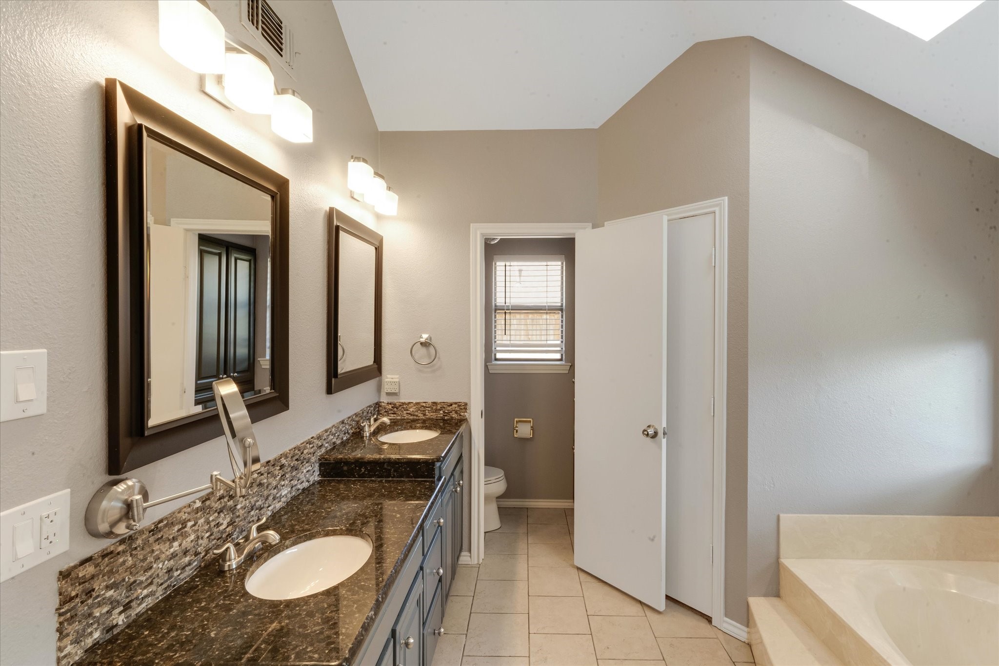 1701 Tawakoni Lane Plano TX 75075