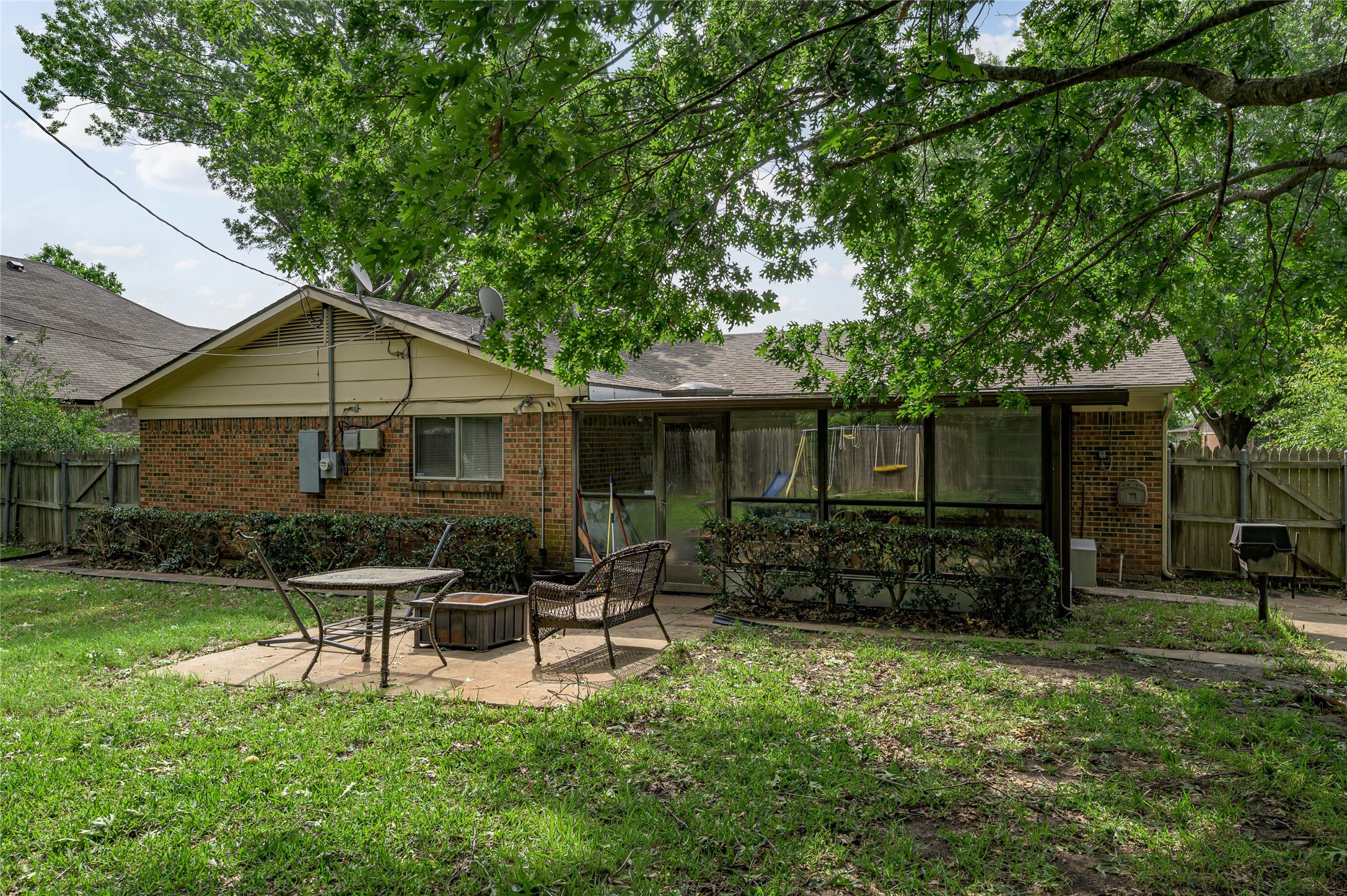 1028 S Idlewild Drive Sherman TX 75090
