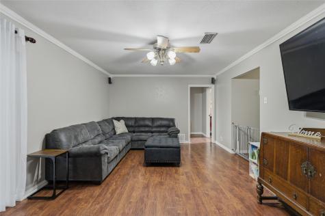 1028 S Idlewild Drive Sherman TX 75090