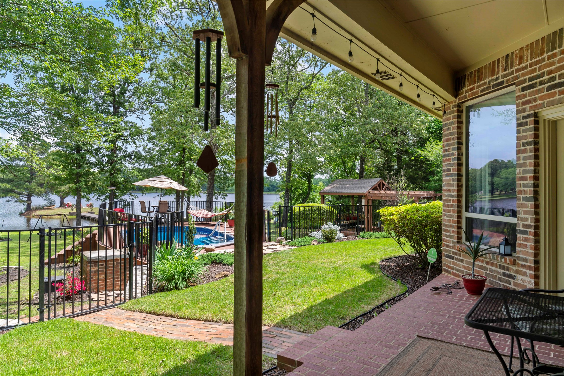 571 Hidden Lake Drive Powderly TX 75473
