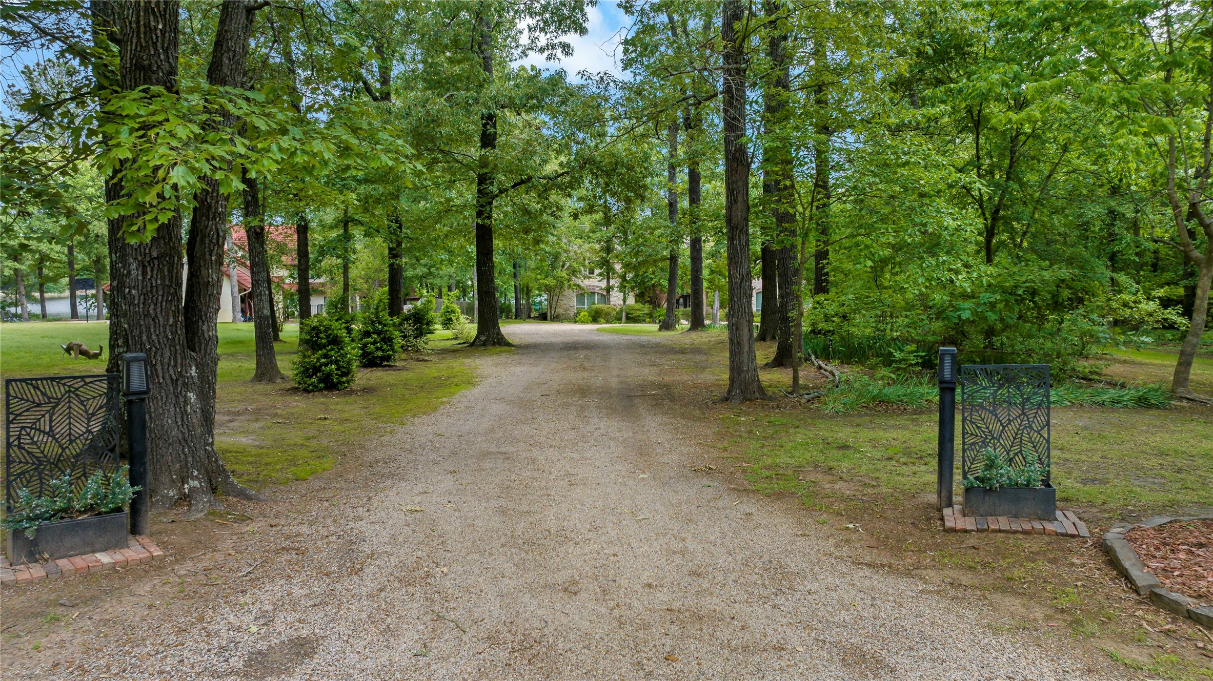 571 Hidden Lake Drive Powderly TX 75473