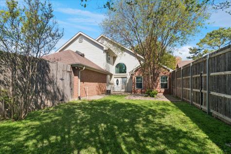 924 Mccoy Drive Irving TX 75062