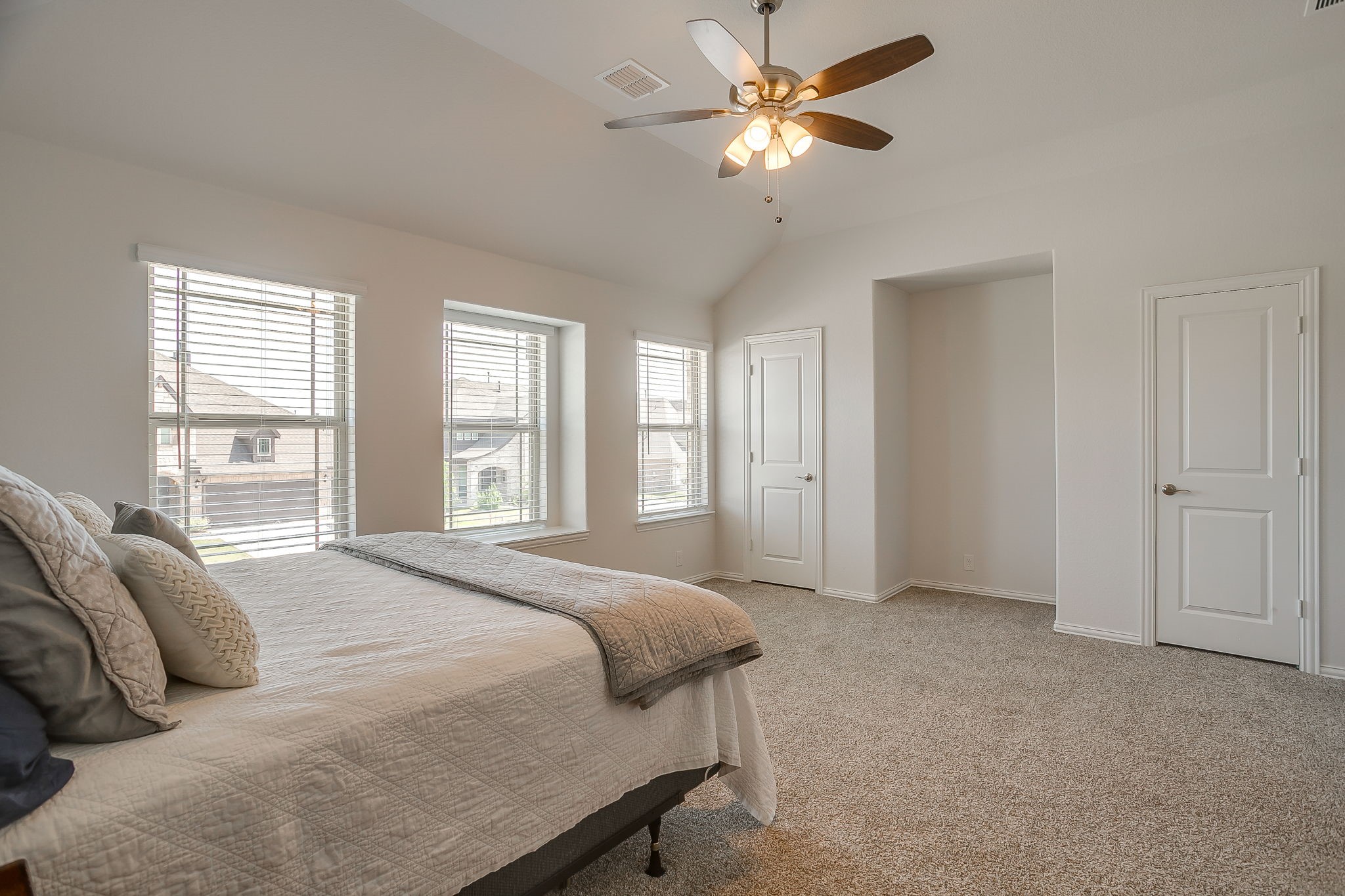 307 Pineview Lane Ponder TX 76259