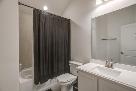 307 Pineview Lane Ponder TX 76259