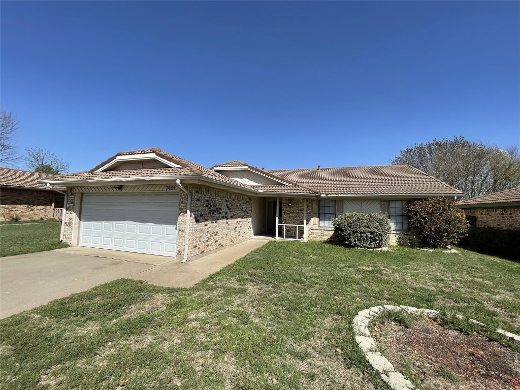 7421 Meadow Creek Drive Fort Worth TX 76133