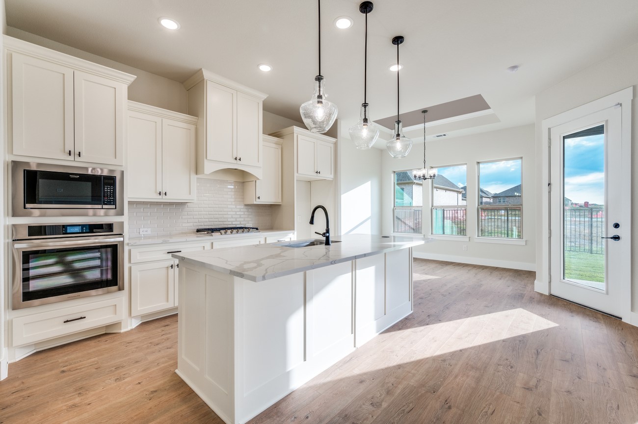 1901 Cascada Way Little Elm TX 75068