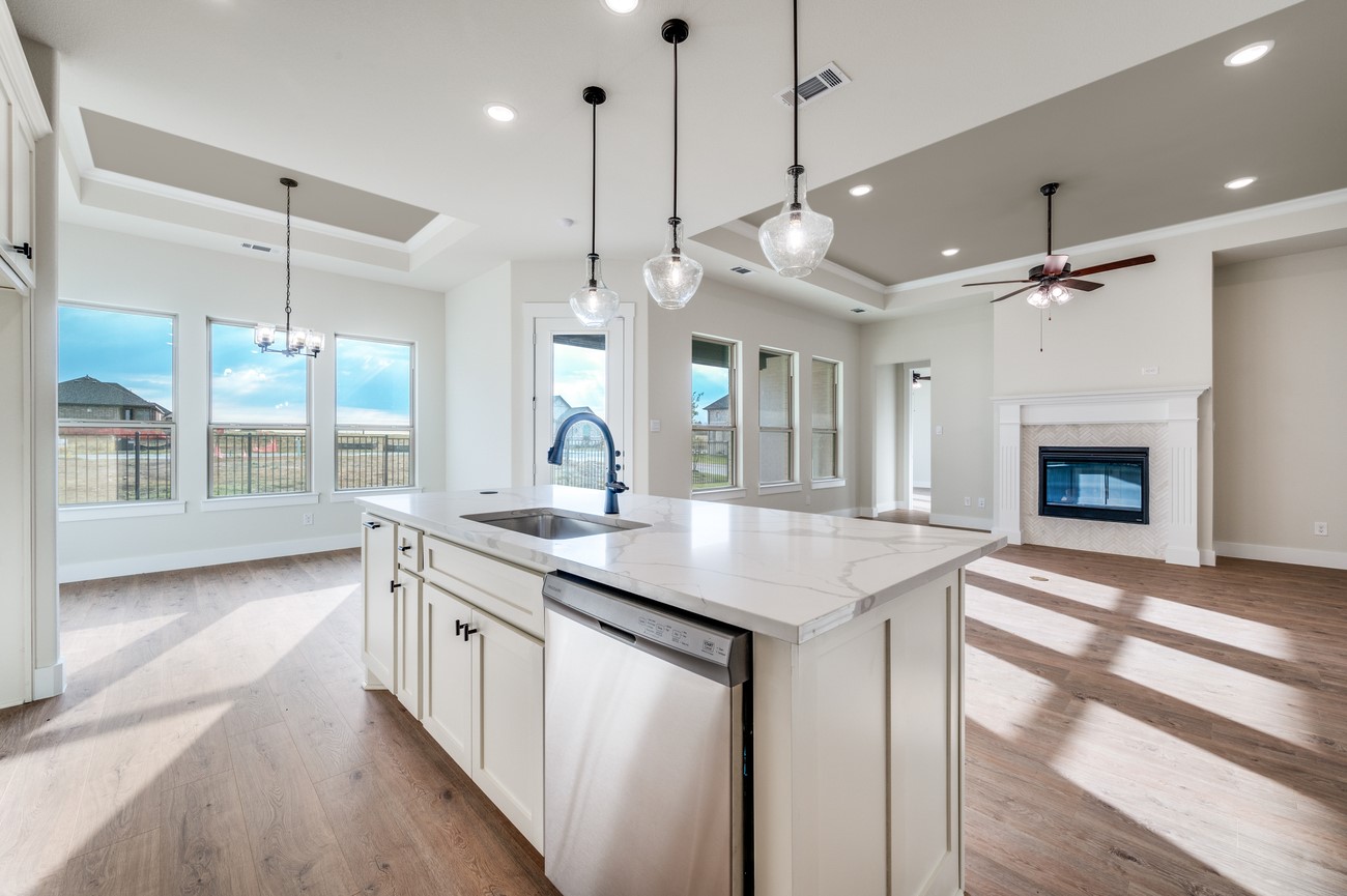 1901 Cascada Way Little Elm TX 75068