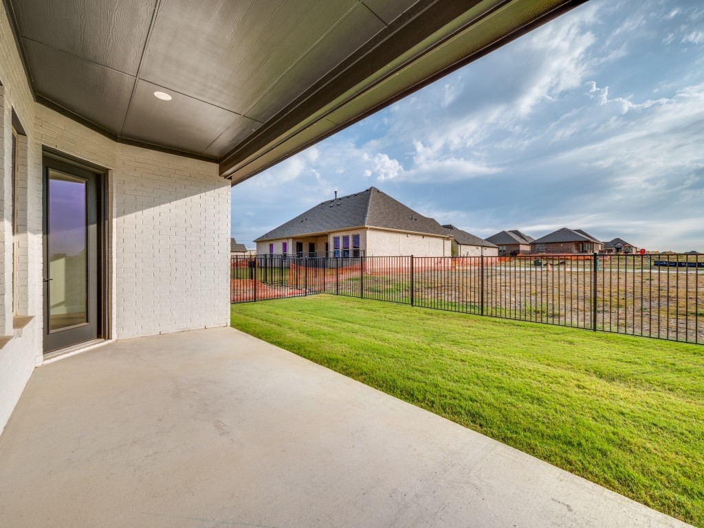1901 Cascada Way Little Elm TX 75068