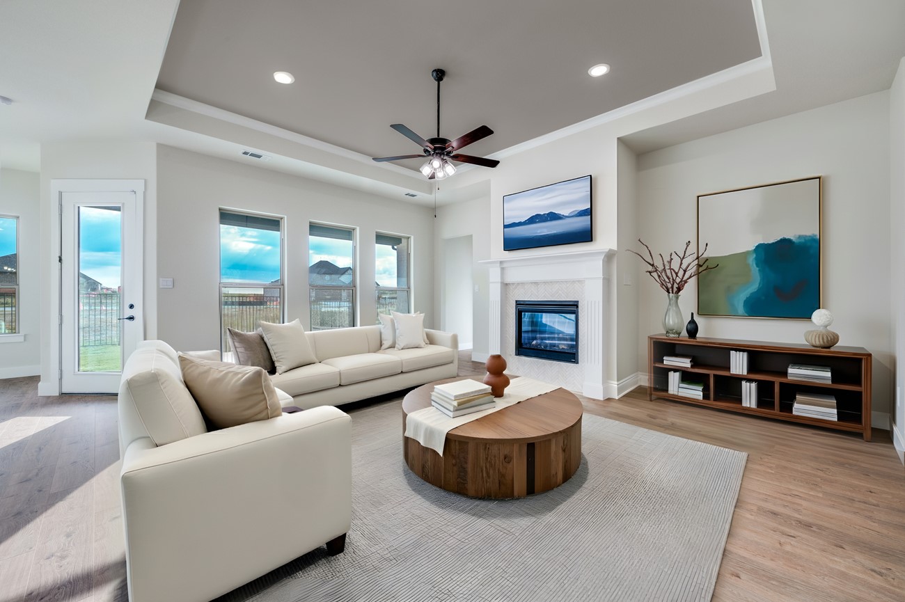 1901 Cascada Way Little Elm TX 75068