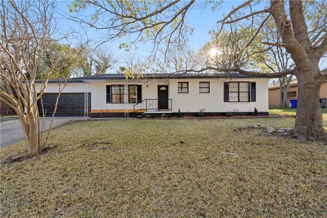 2401 Oak Cliff Drive Waco TX 76710