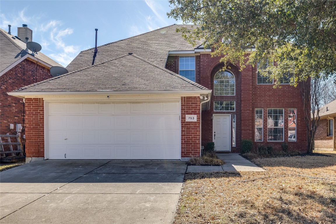 753 Bridle Trail Saginaw TX 76179