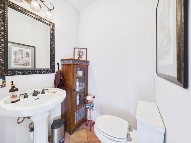 8414 County Road 3907 Athens TX 75752