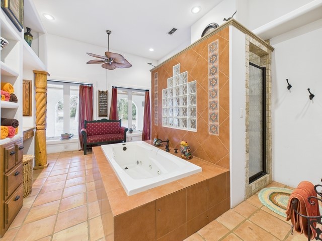 8414 County Road 3907 Athens TX 75752
