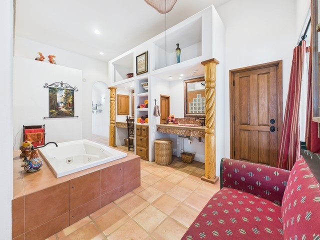 8414 County Road 3907 Athens TX 75752