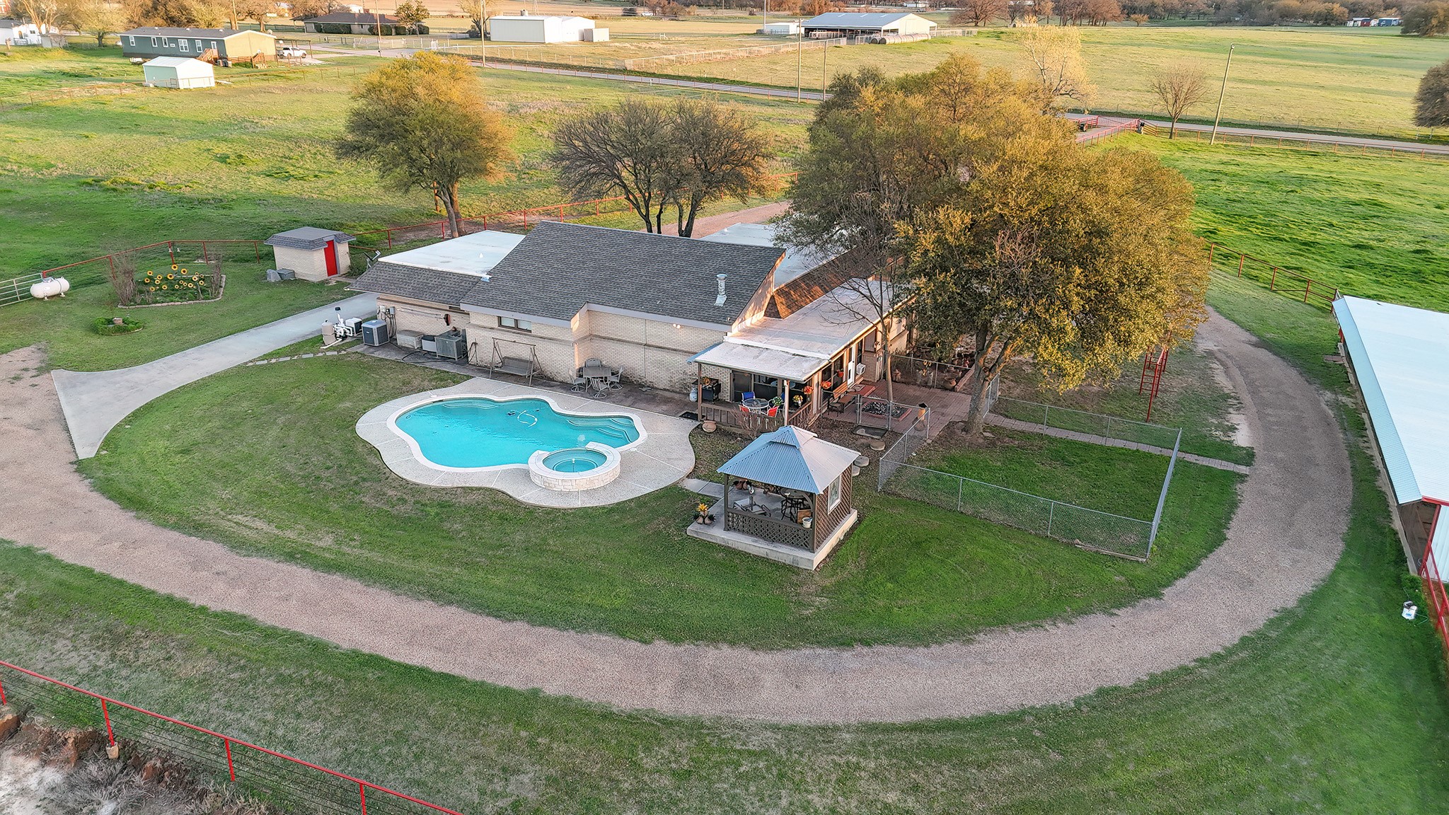 304 Scarlett Road Weatherford TX 76087