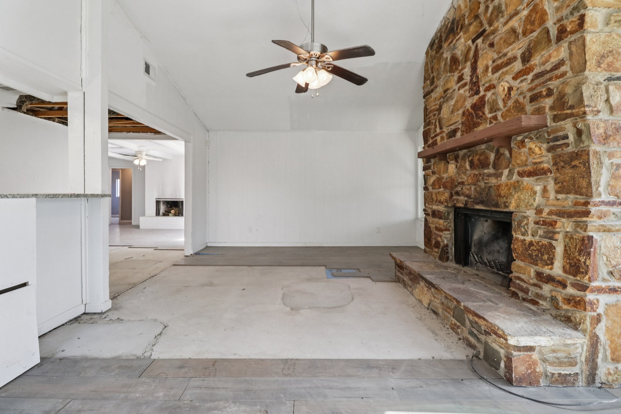 245 Straw Road Saginaw TX 76179